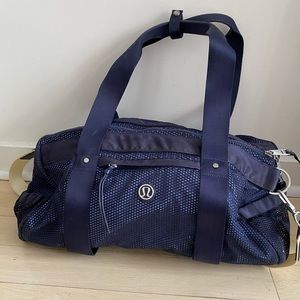 Lululemon Run On Gym Bag
